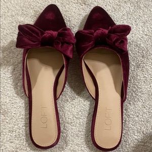 Loft velvet flats